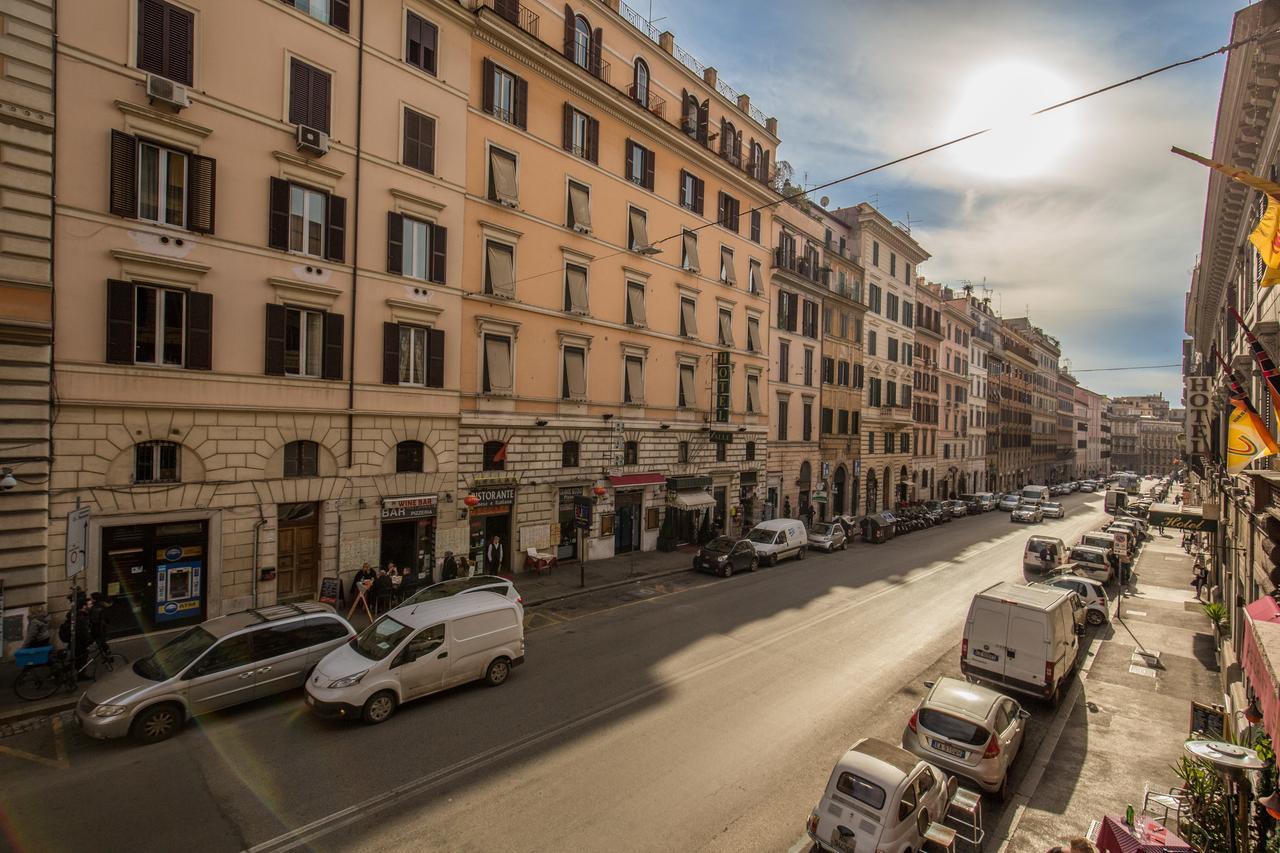 Cavour Colloseum Suite โรม ภายนอก รูปภาพ